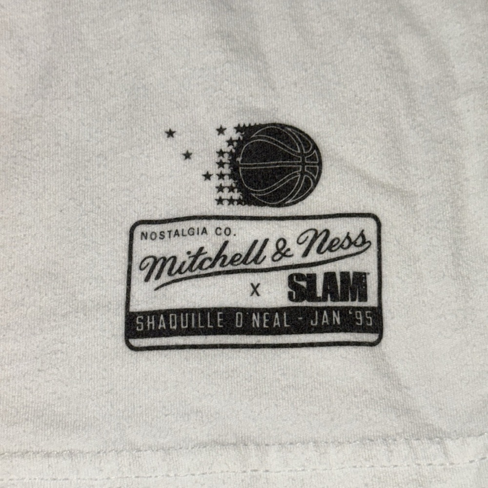 Mitchell & Ness Shaquille O’Neal graphic tee - Picture 2 of 5